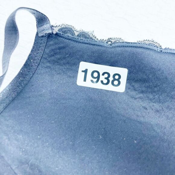 BUY 1 GET 1 FREE H&M 34d black lace longline bra - Picture 5 of 7